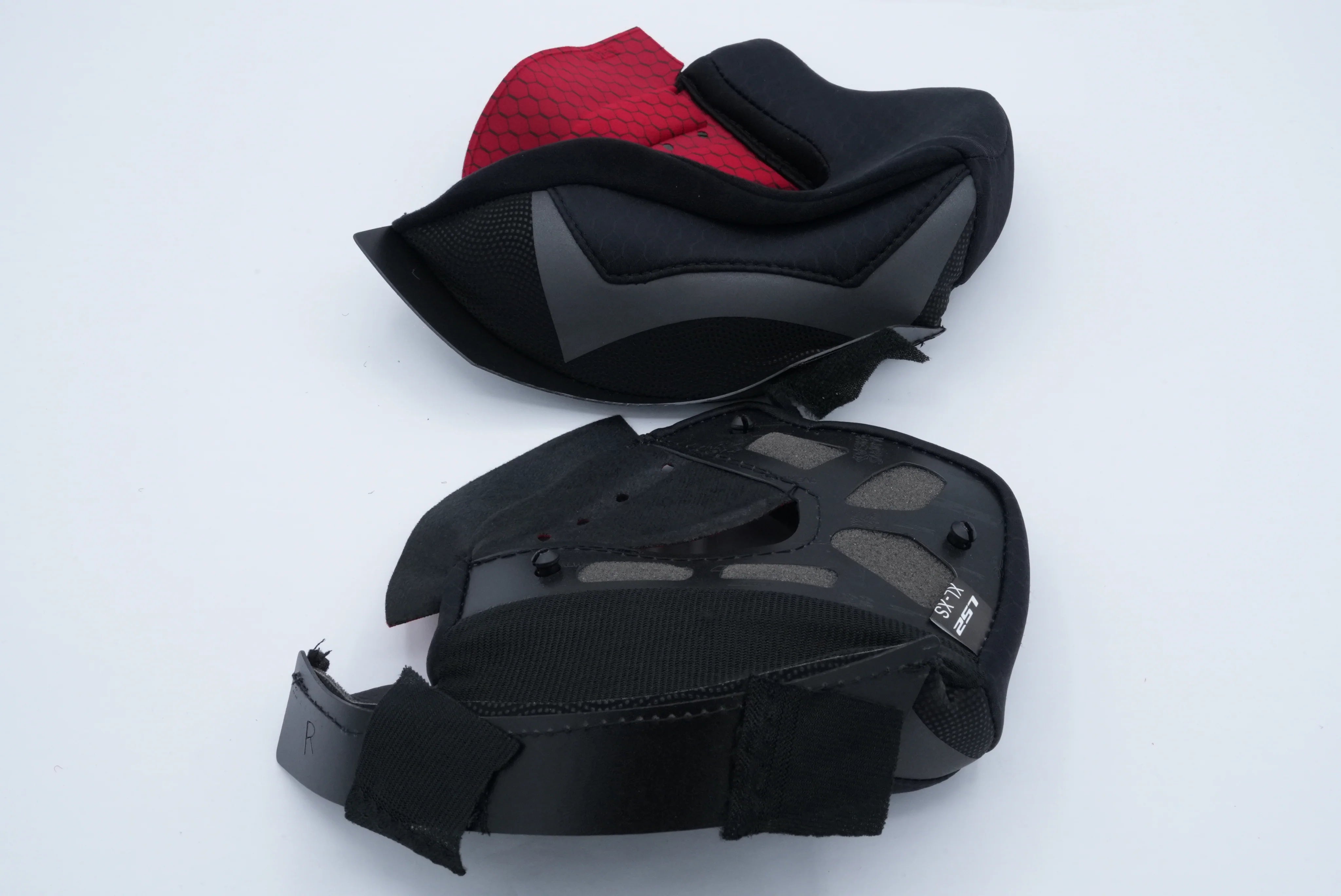 LS2 Cheek Pads for Valiant II Helmets