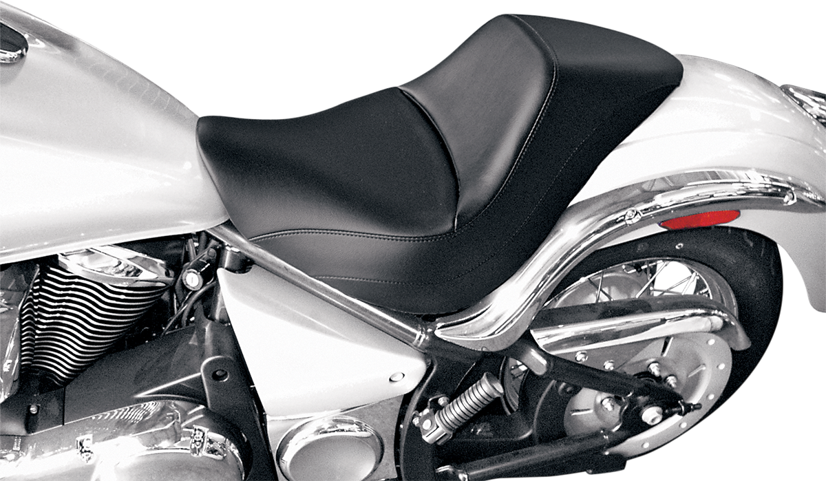Saddlemen Renegade Deluxe Solo Seat Kawasaki VN900 Vulcan Classic 2006-2024
