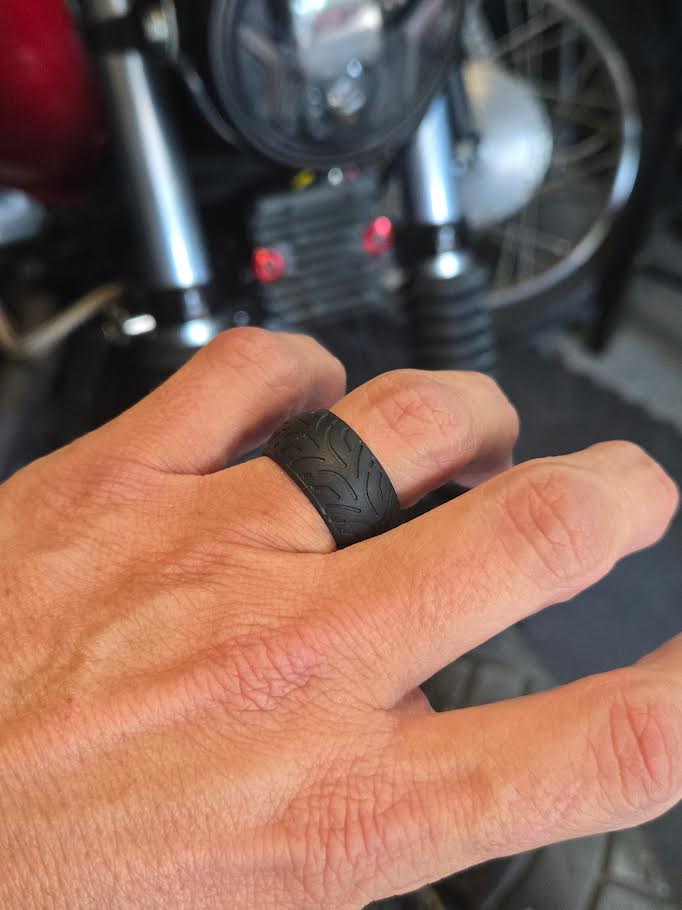 Lux Machine Rider Rings