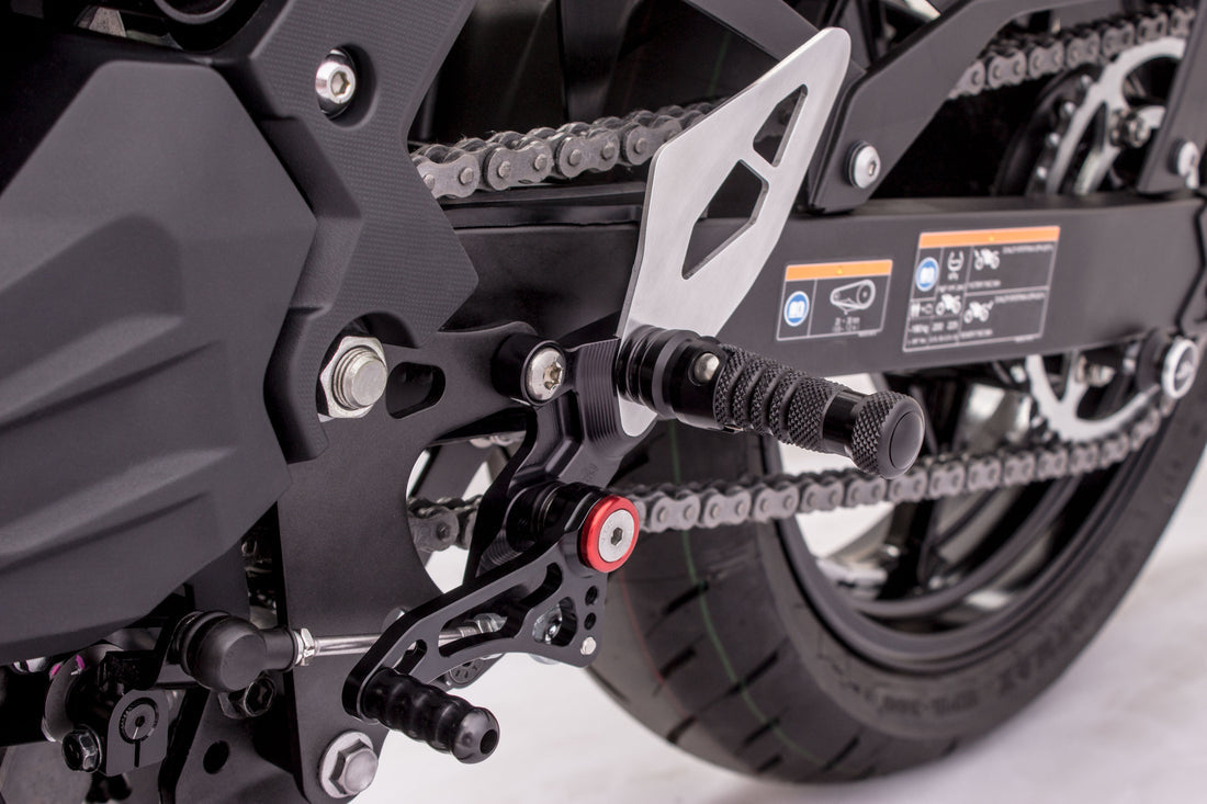 Gilles Tooling FXR Rearsets Kawasaki Ninja 400 / Z400 2018-2023