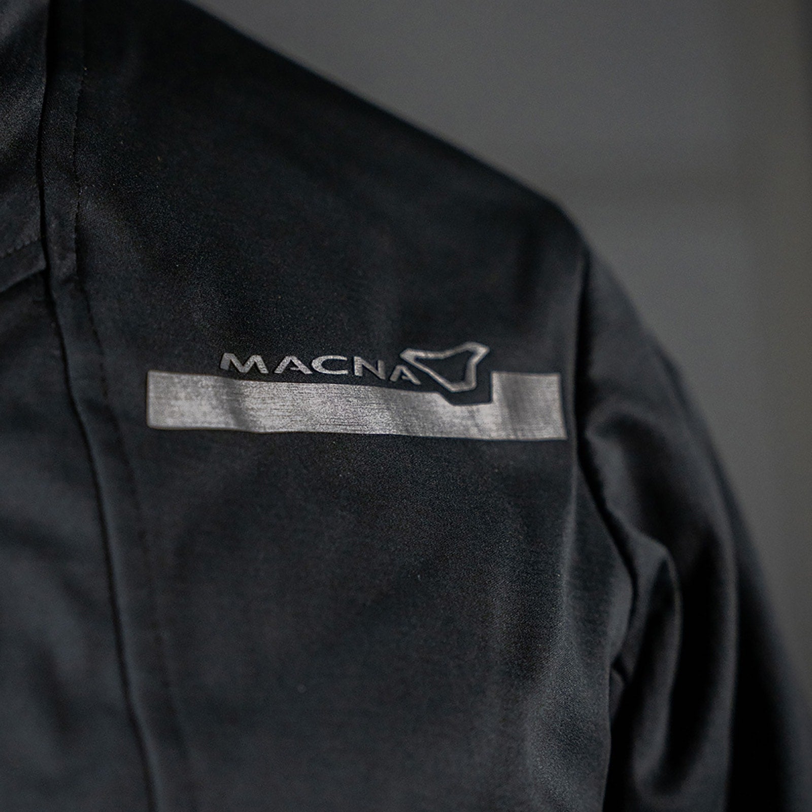 Macna Centre Heated Jacket