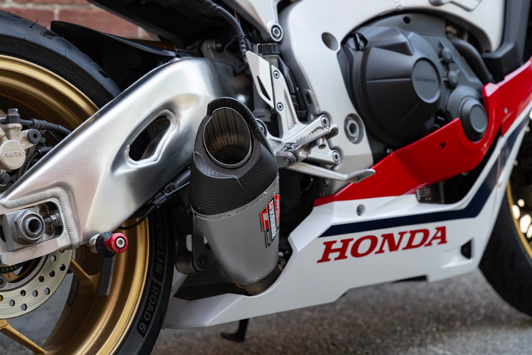 Yoshimura AT2 Street Slip-On Exhausts Honda CBR1000RR / SP / SP2 2017-2026