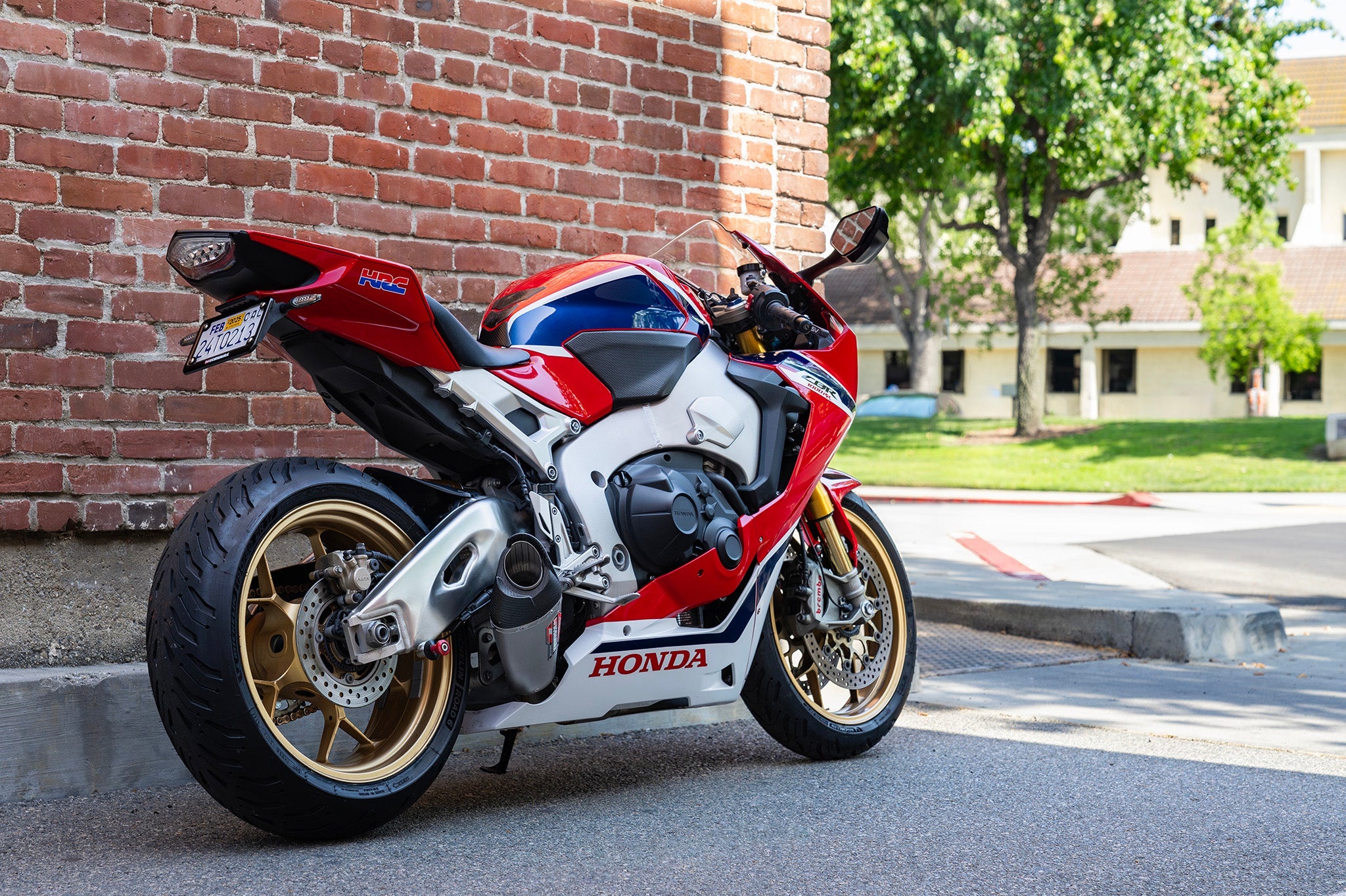 Yoshimura AT2 Street Slip-On Exhausts Honda CBR1000RR / SP / SP2 2017-2026