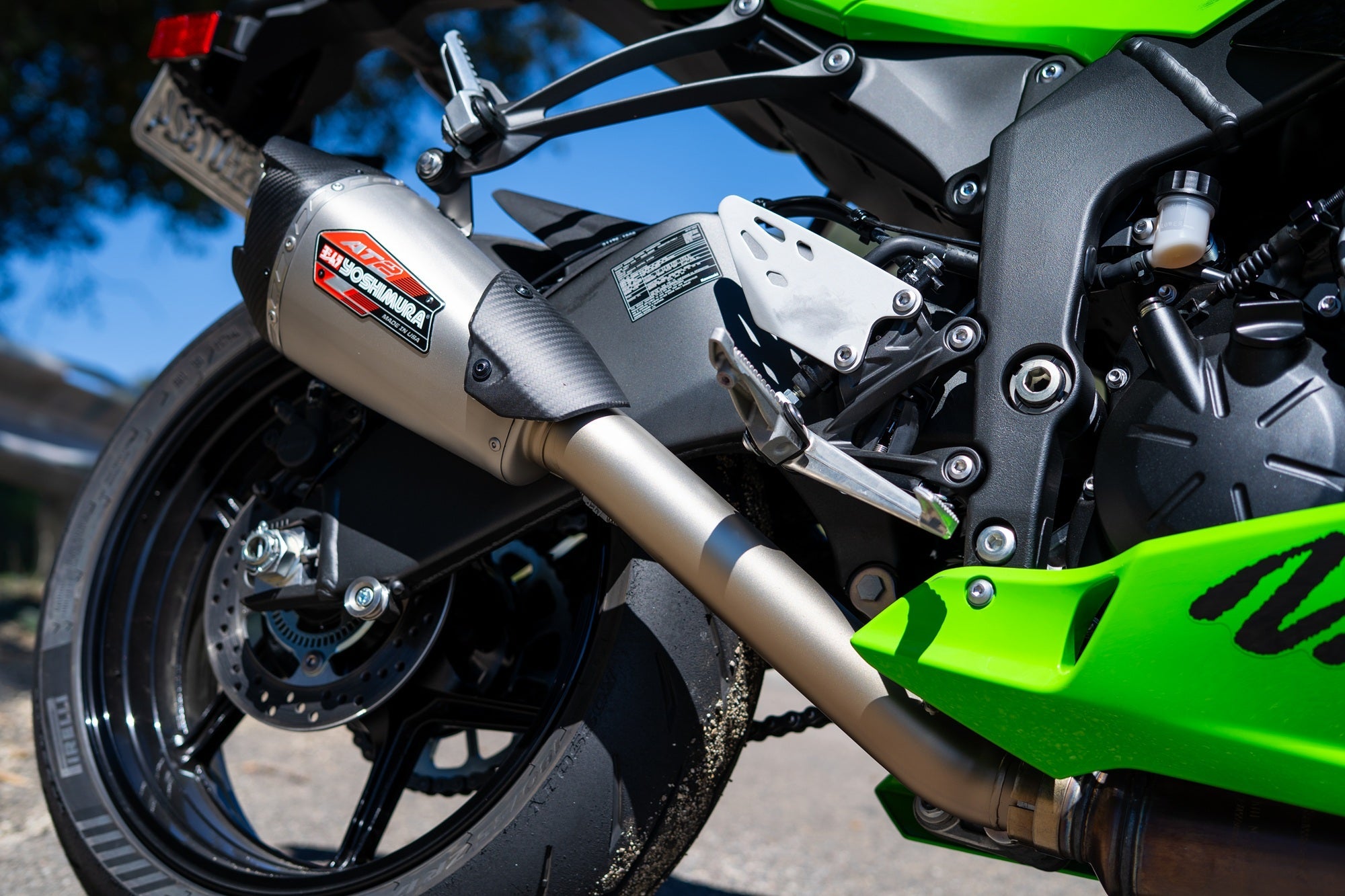 Yoshimura AT2 Street Slip-On Exhausts Kawasaki Ninja ZX6R / ZX636 2024-2026