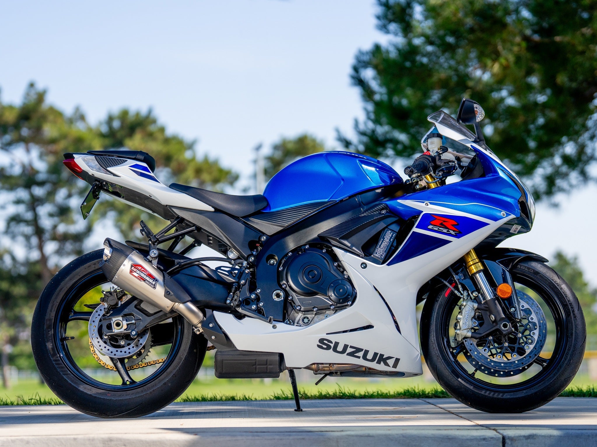 Yoshimura AT2 Street Slip-On Exhaust Suzuki GSXR600 / GSXR750 2011-2026