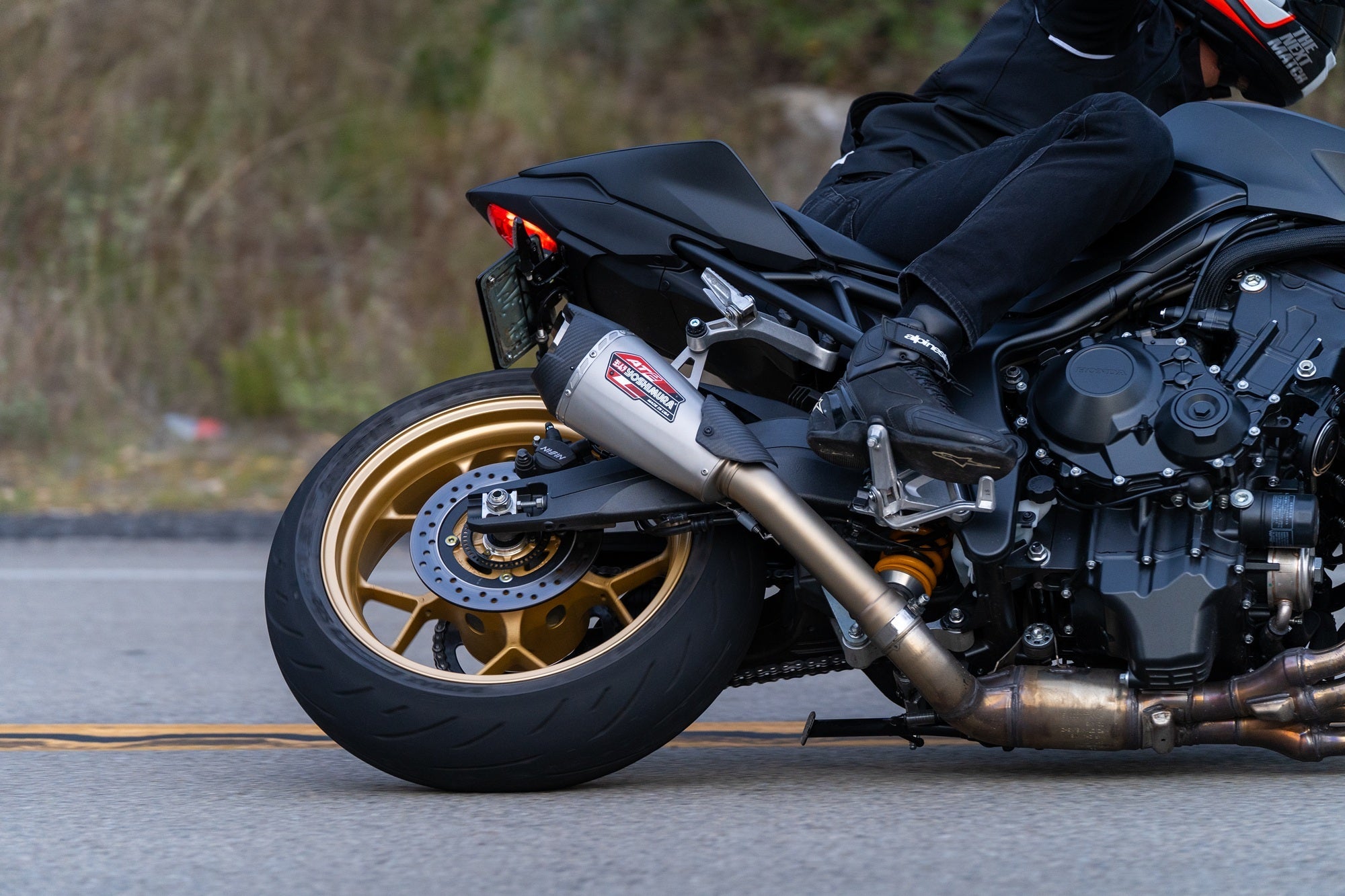 Yoshimura AT2 Street Slip-On Exhausts Honda CB1000 SP Hornet 2025-2026