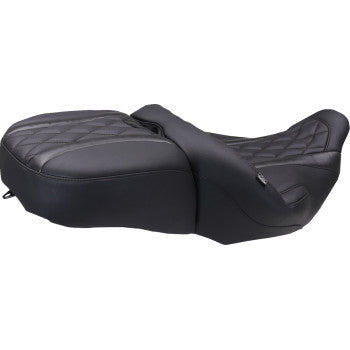 Mustang Deluxe Touring Seat - FLT/FLH '23-'25
