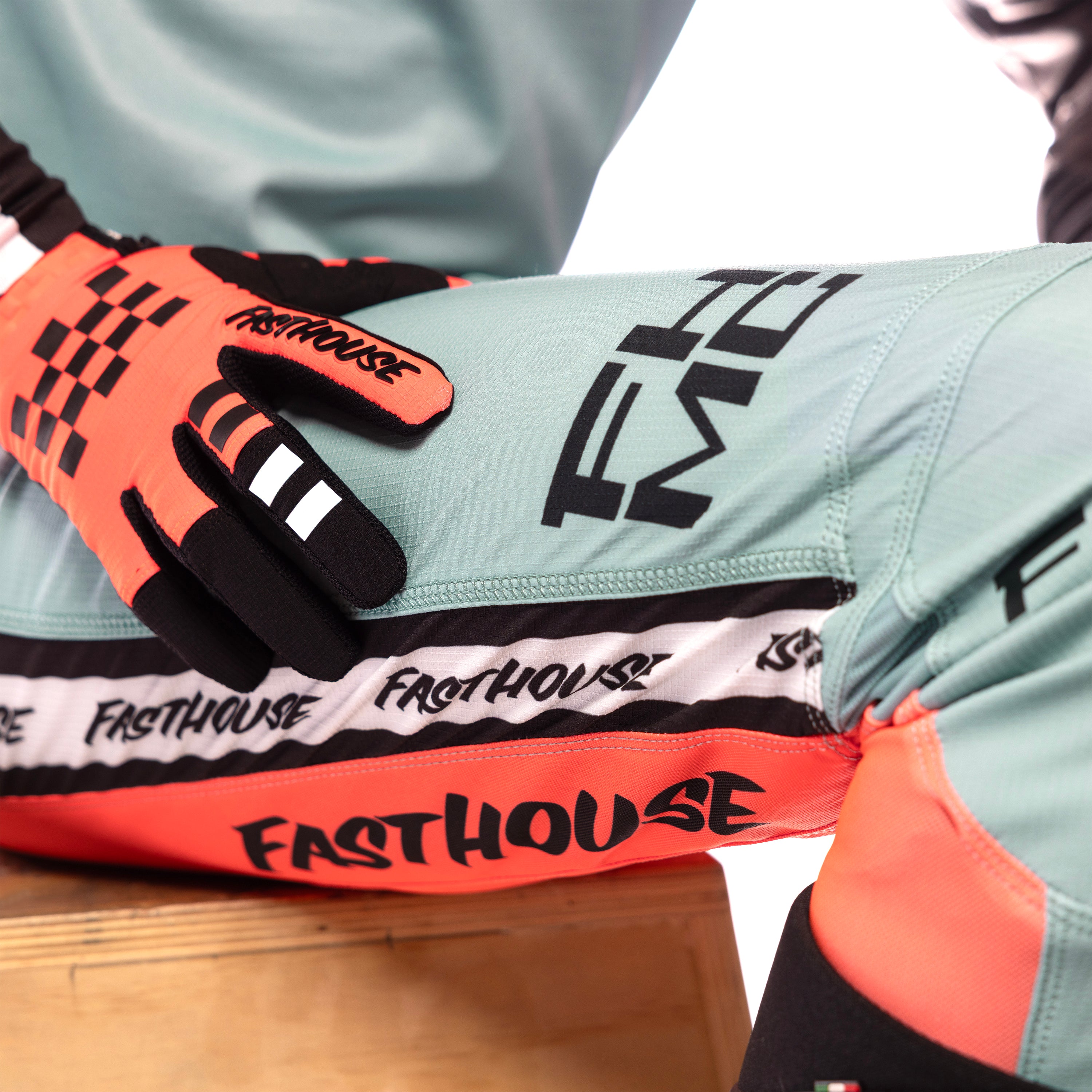 FASTHOUSE Elrod Formula Pants