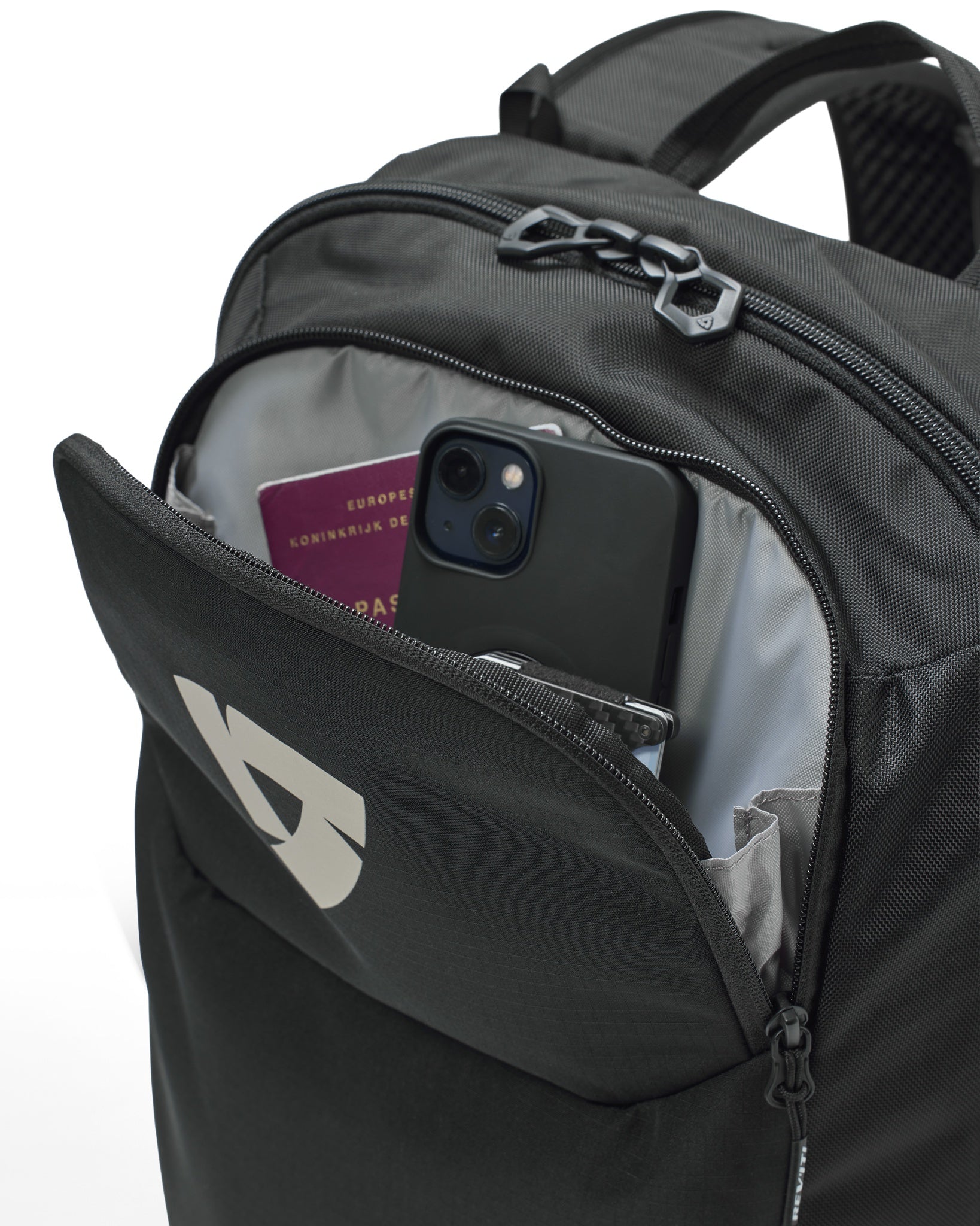 REV'IT! Traject 18L Backpack