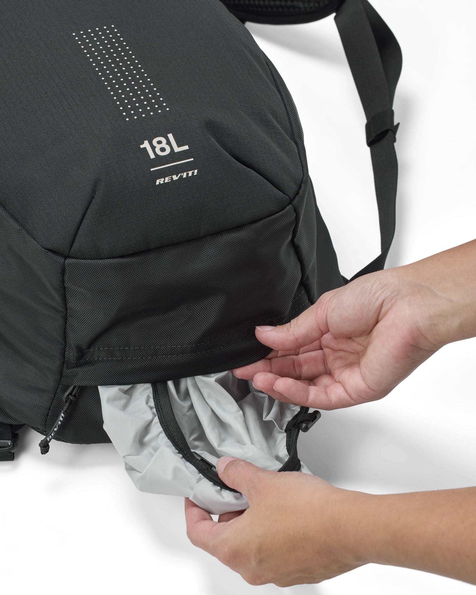 REV'IT! Traject 18L Backpack
