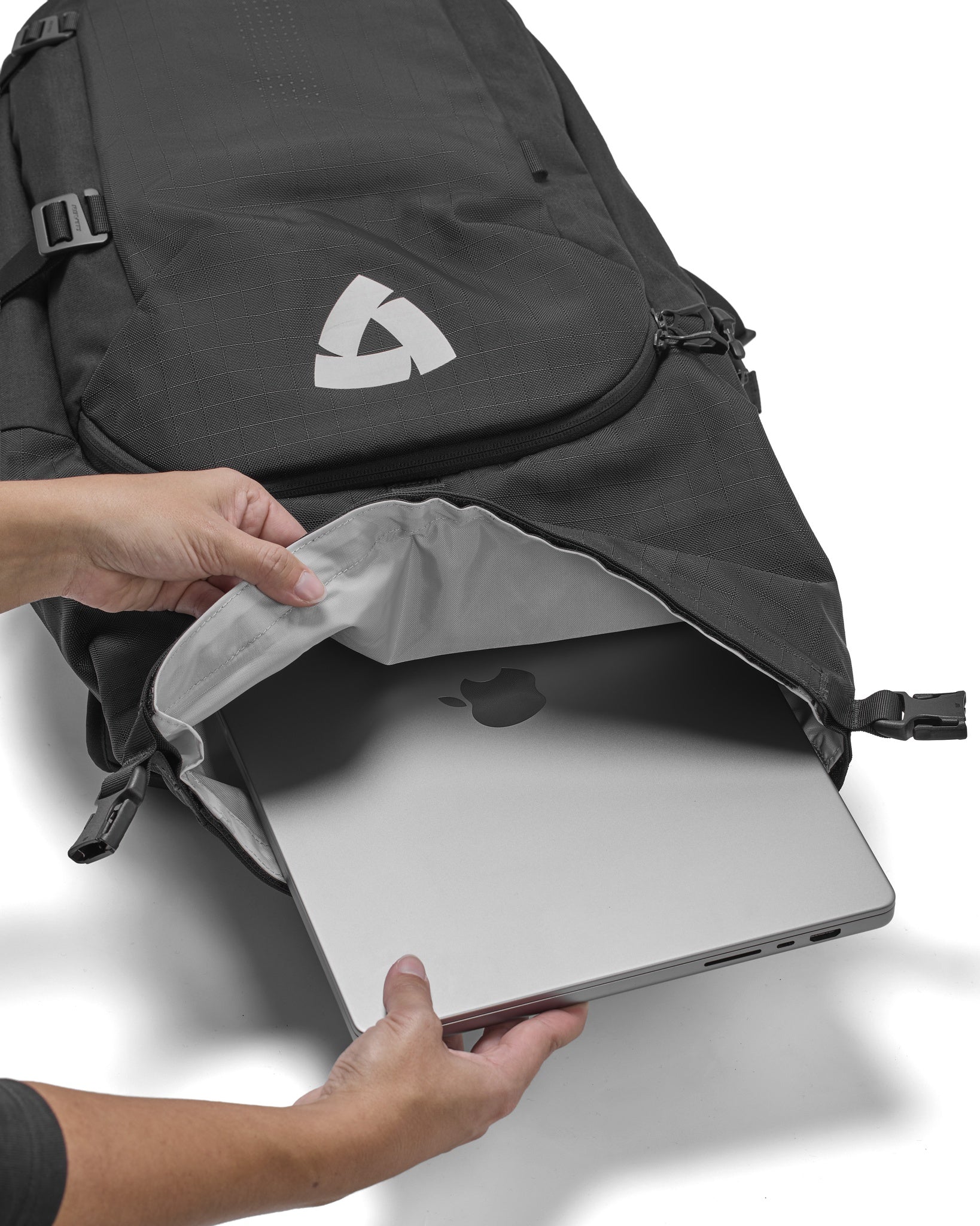 REV'IT! Vastour 26L Backpack