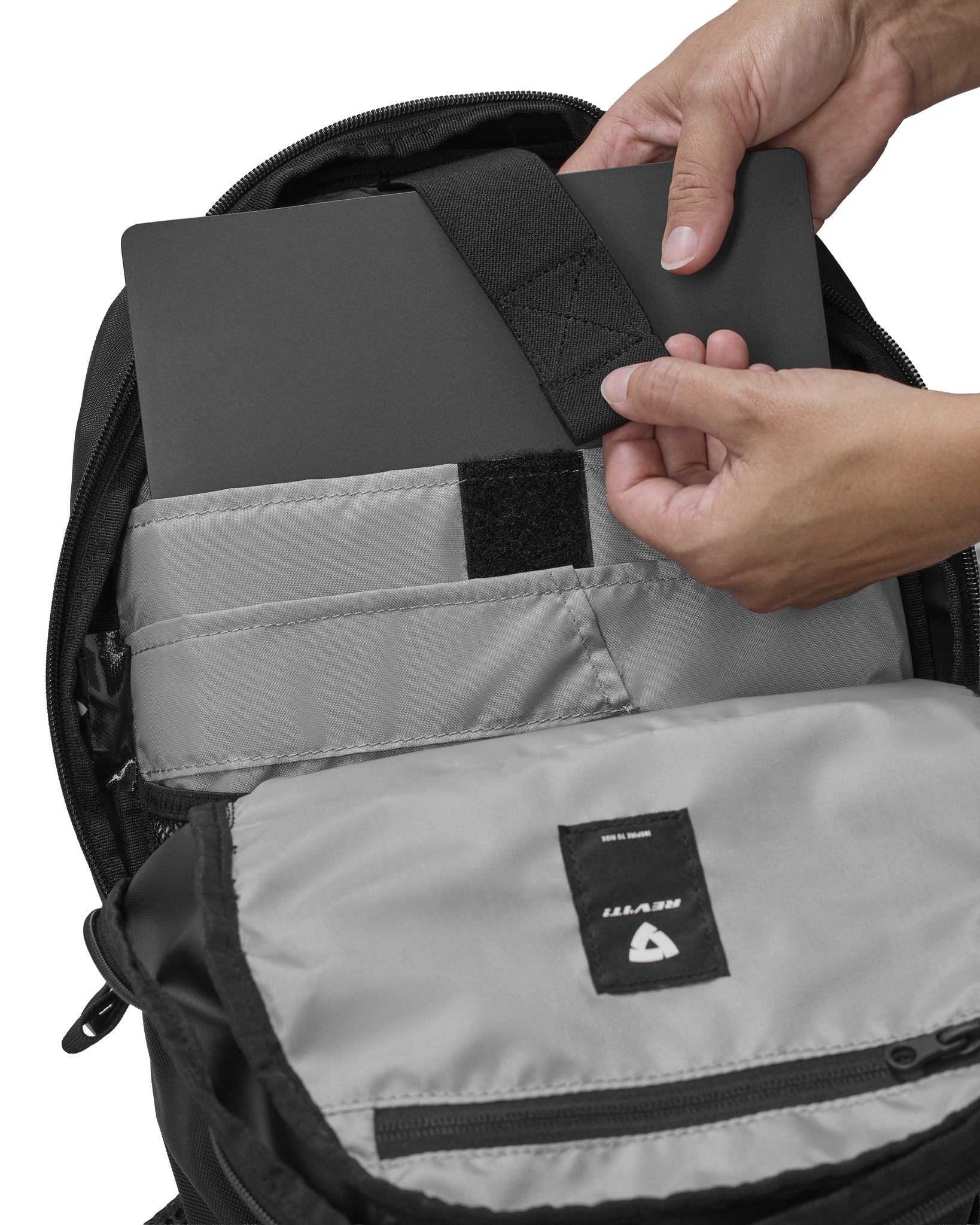 REV'IT! Lear 10L Messenger Bag