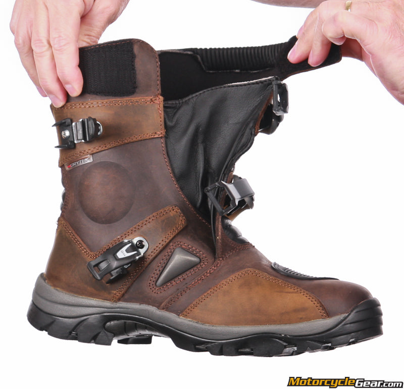Forma Adventure Low Boots