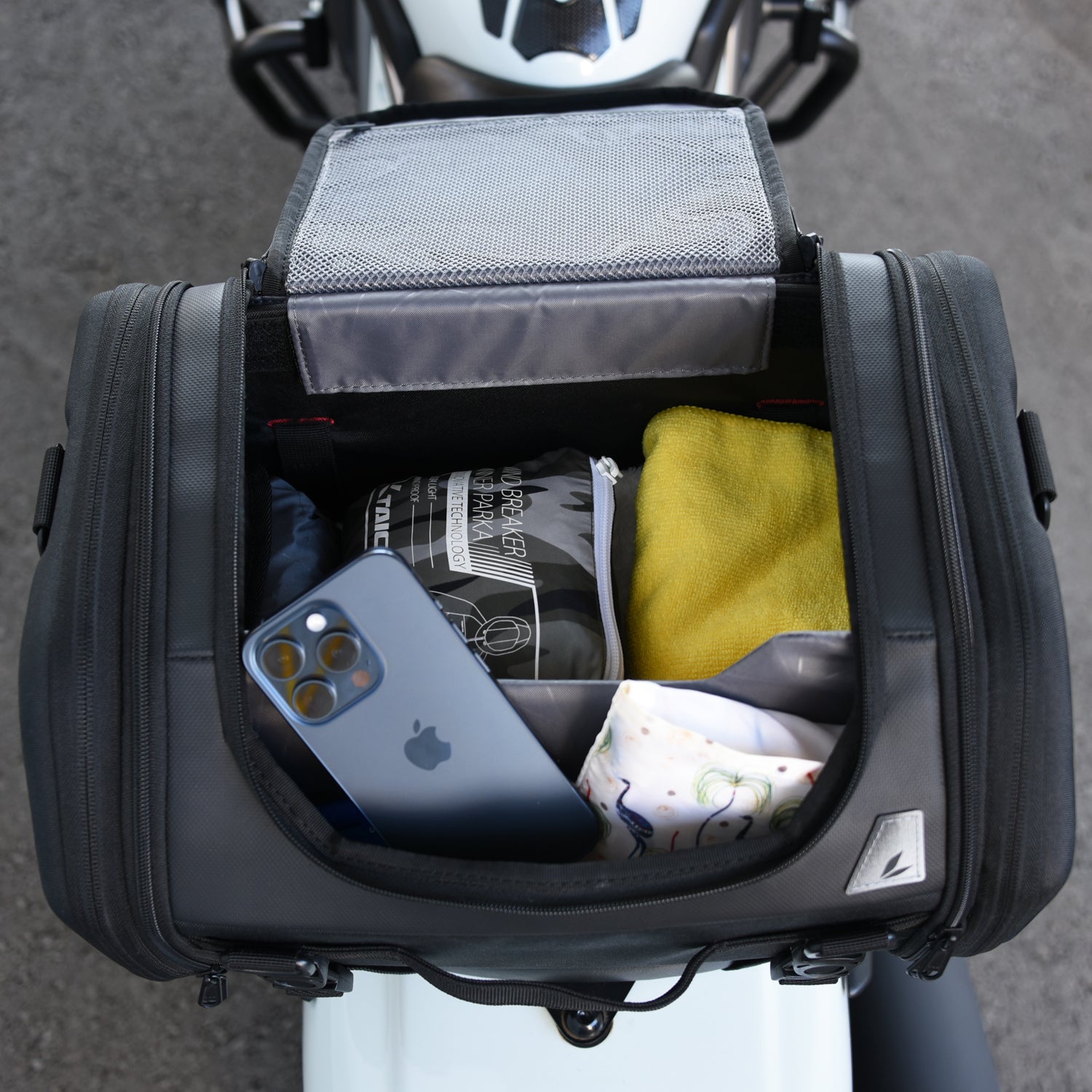 RS Taichi 24L Seat Bag RSB317