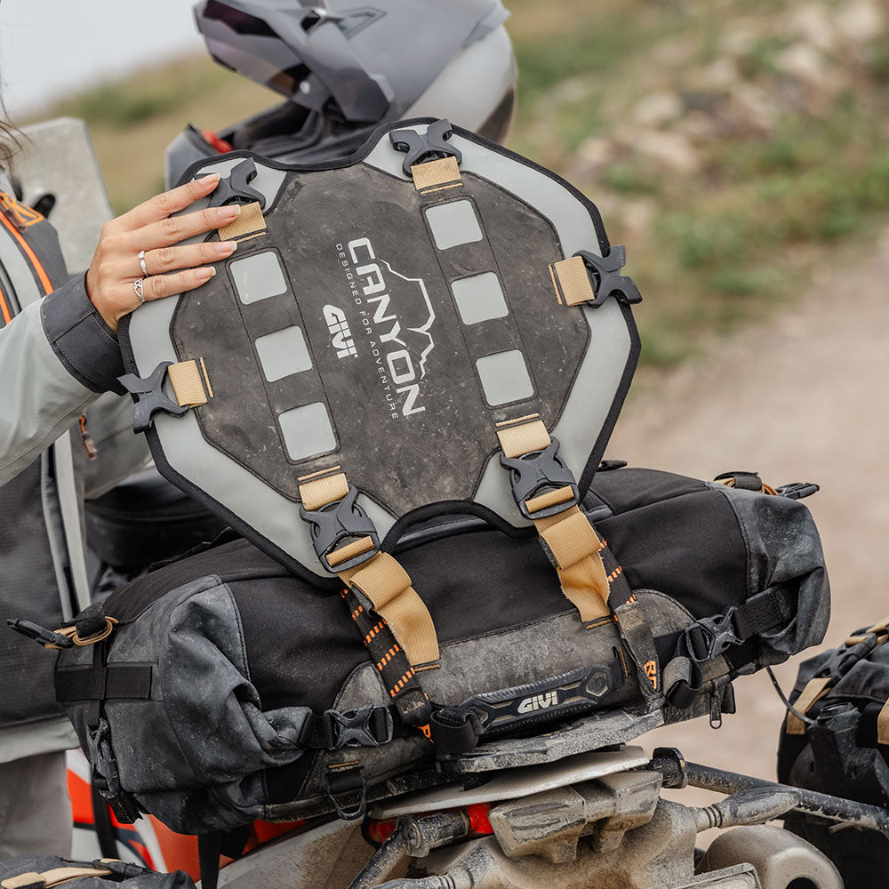 Givi GRT730 / GRT726 Canyon Cargo Bag