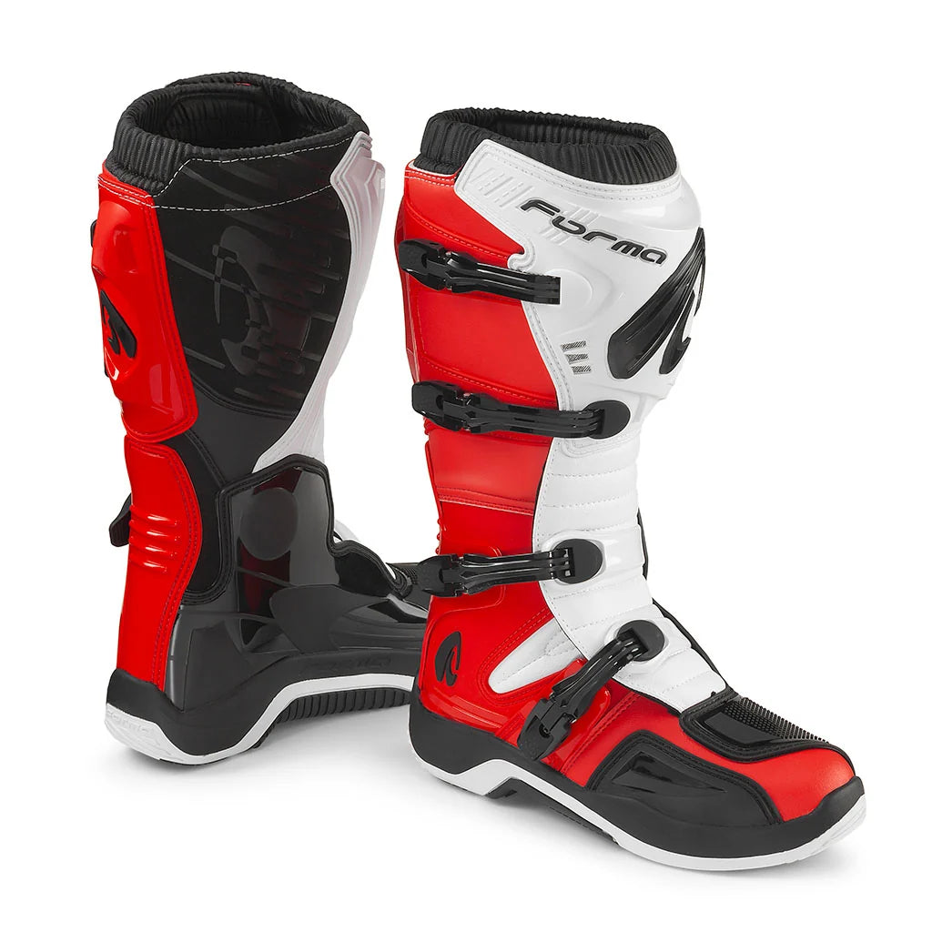 Forma Traction Boots