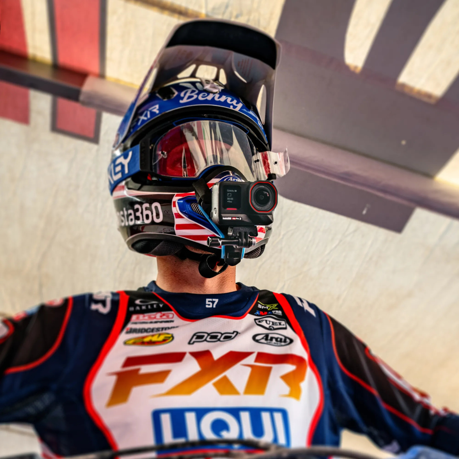 Insta360 Ace Pro 2 SMX Bundle