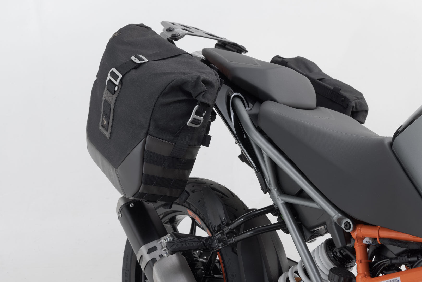 SW-Motech Legend Gear Side Bag System LC for KTM 125 Duke 2021 -