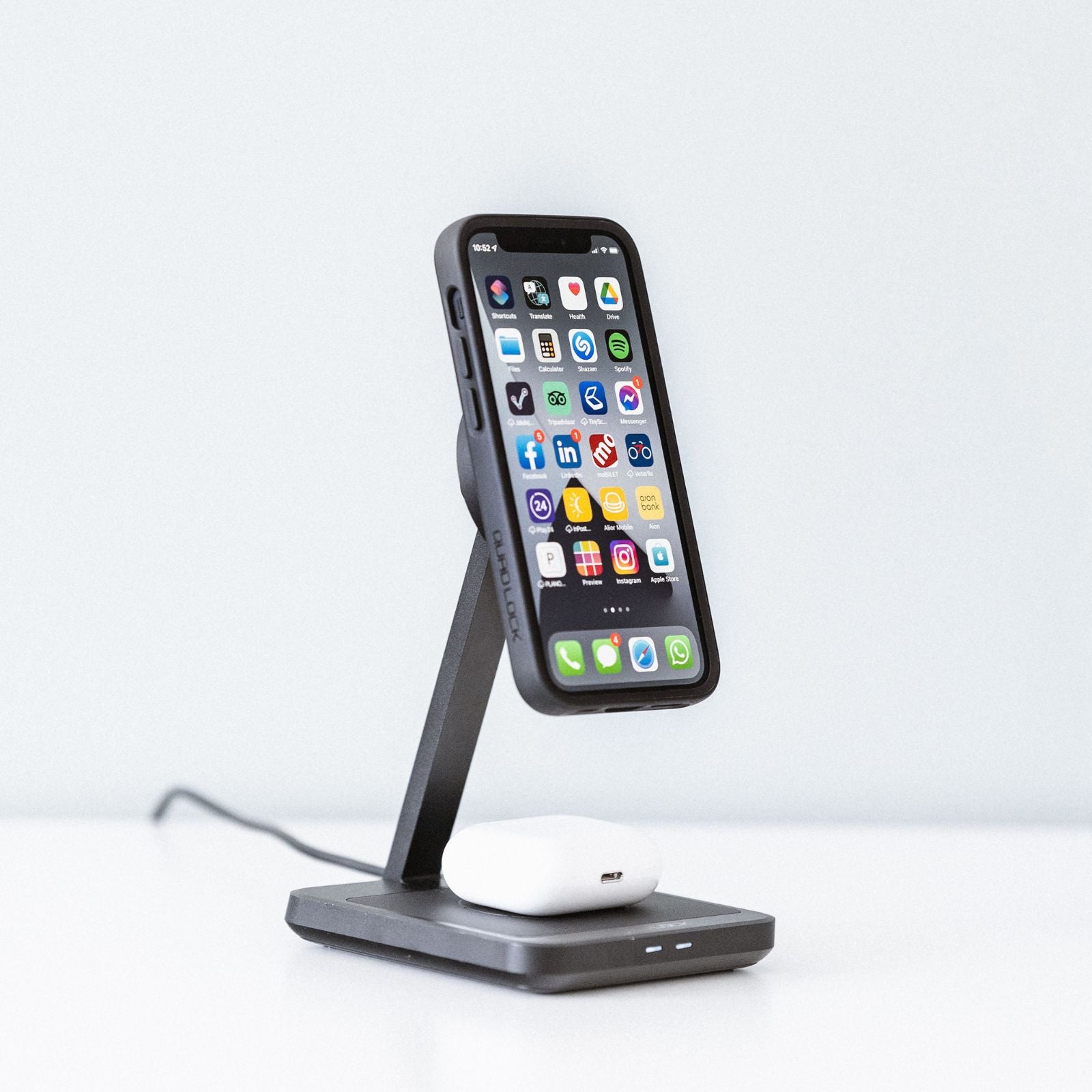 Quad Lock Dual Desktop Wireless Charger