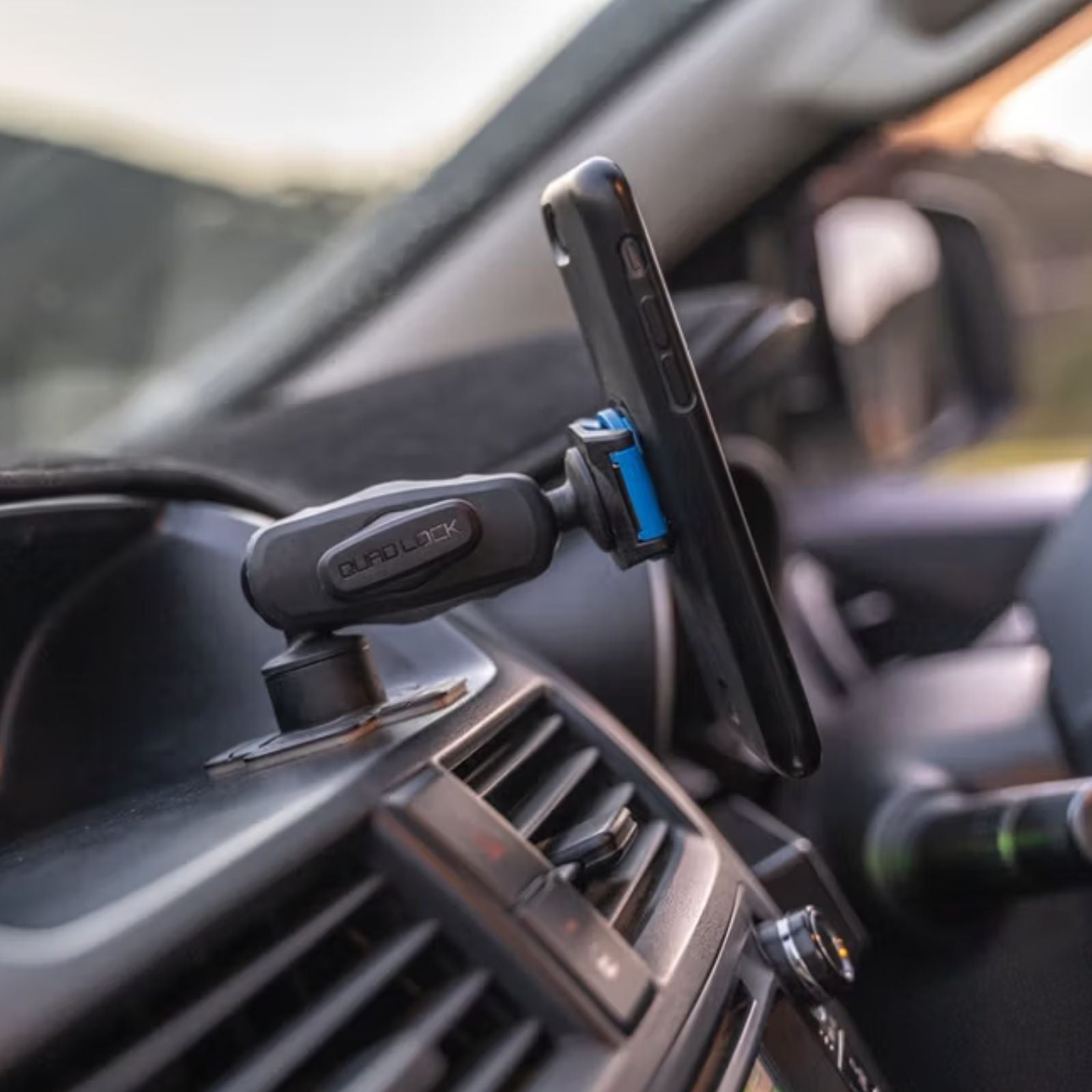 Quad Lock 360 Base Flexible Adhesive