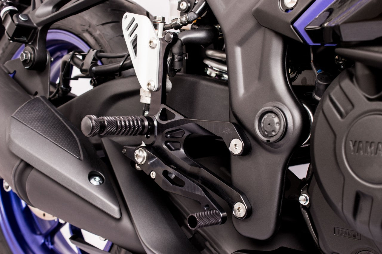 Gilles Tooling FXR Rearsets Yamaha R3 2015-2019