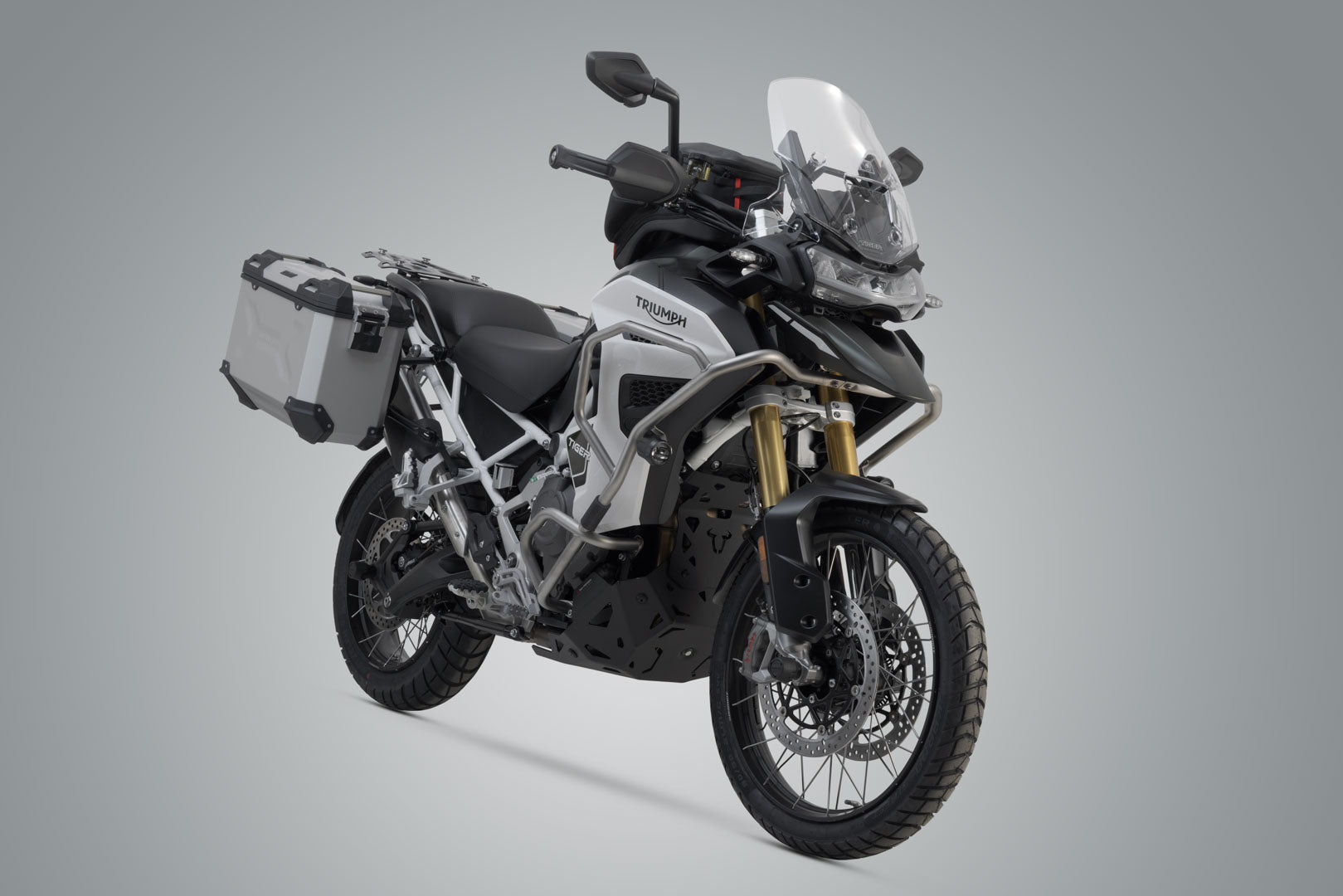 SW-Motech TRAX ADV Aluminum Case System - Triumph Tiger Explorer 1200 '22-'24
