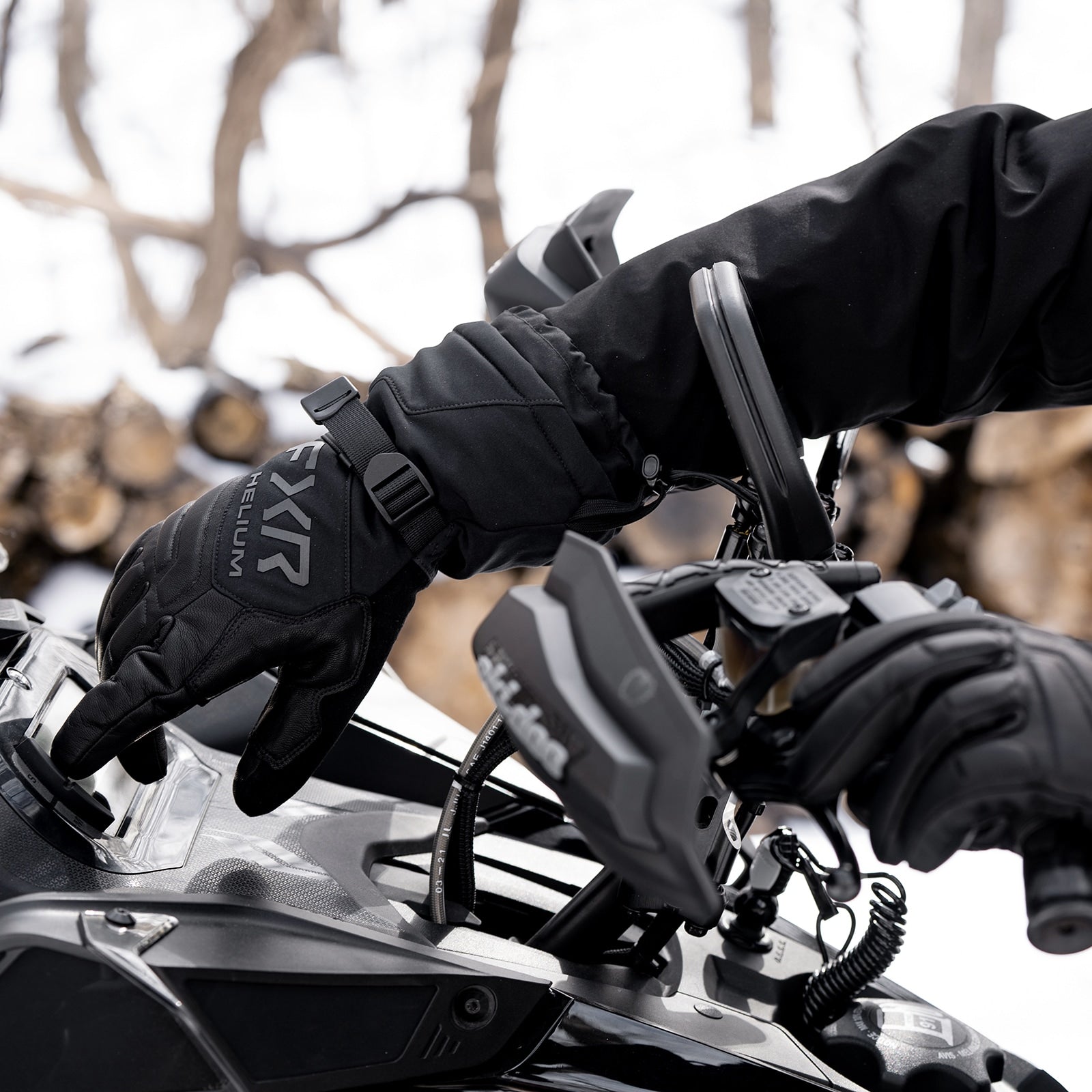 FXR Helium Hybrid Gauntlet Glove