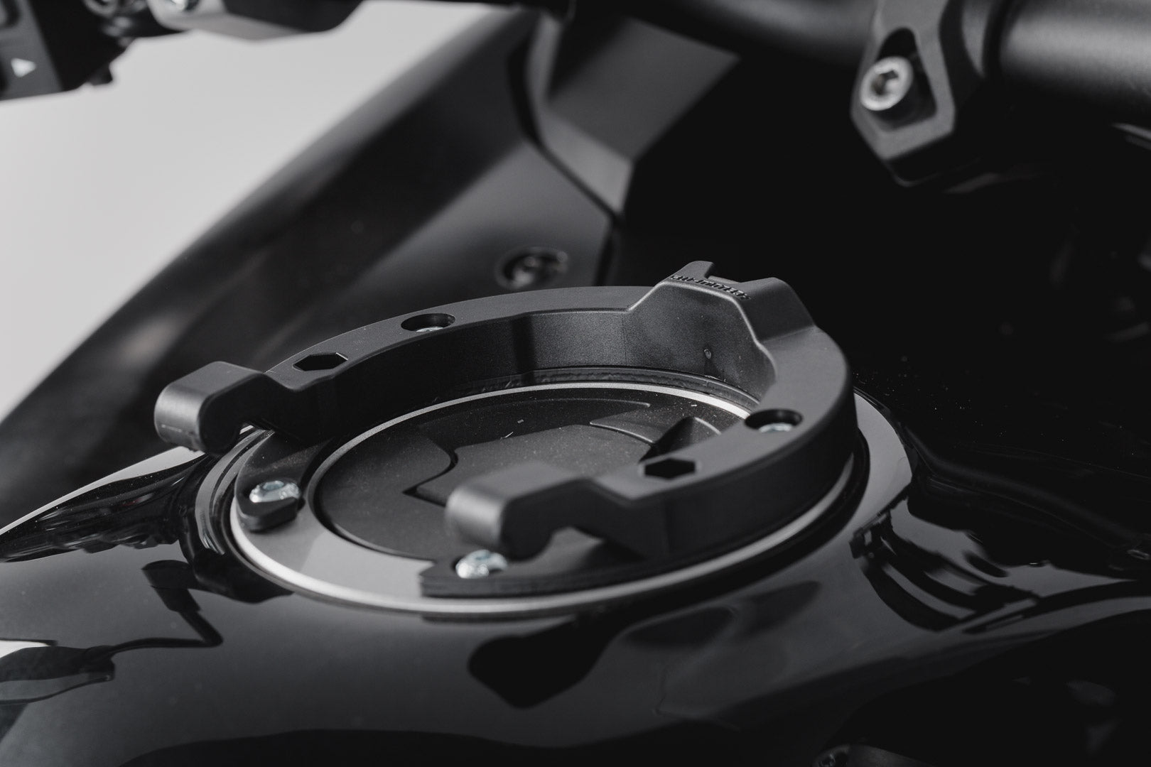 SW-Motech ION Tank Ring - Kawasaki '96-'25