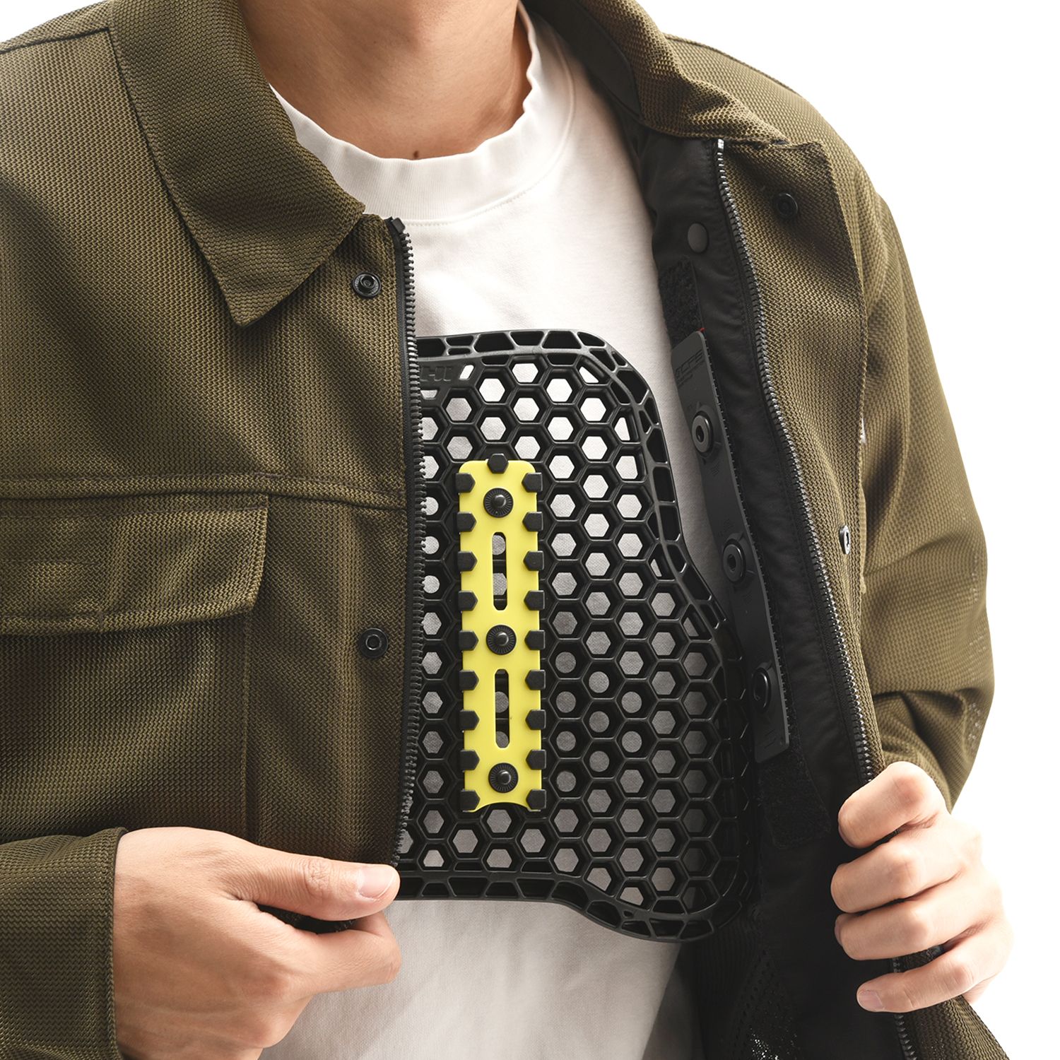 RS Taichi NEX Air Chest Protector TRV091