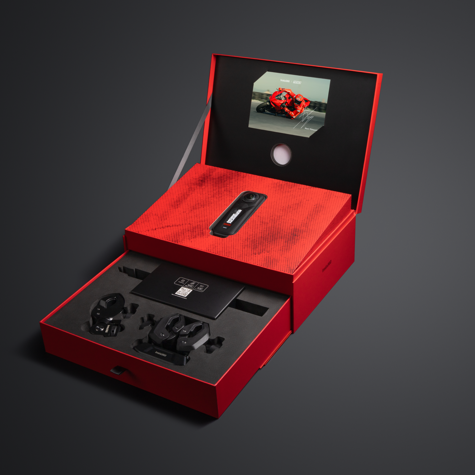 Insta360 X5 MM93 2025 Championship Edition Bundle